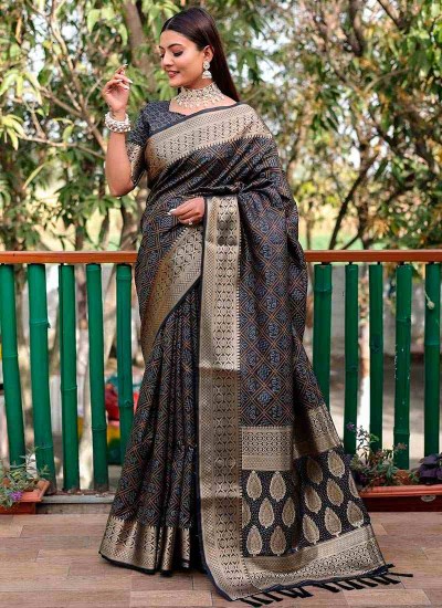 Handloom Sarees Manufacturers in Surat