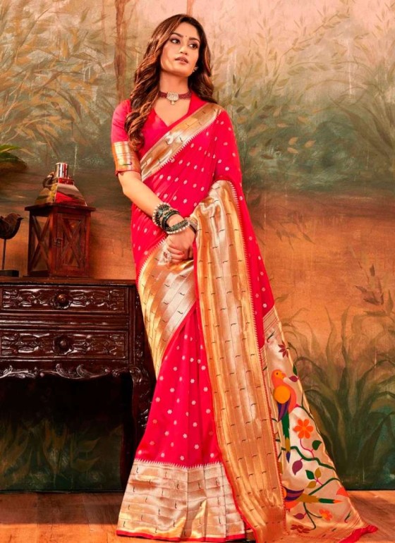 Paithani Saree Manufacturers in Surat