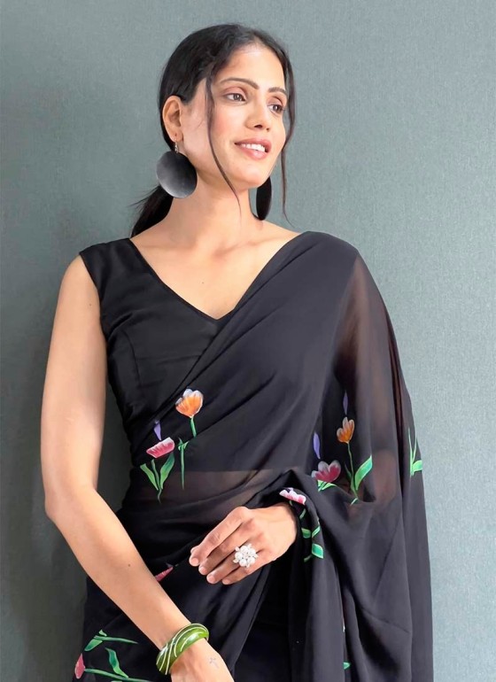 Ready-to-Wear Saree Manufacturers in Surat