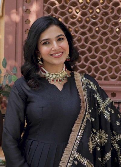 Affordable Bulk Designer Gowns Factory Direct and High Quality in Surat