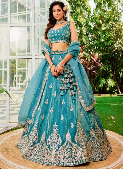 Buy Designer Party Wear Lehengas in Bulk Top Supplier and Dealer in Ethnic Wear in Surat