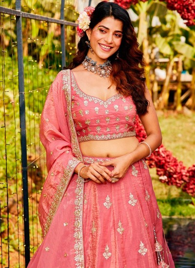 Buy Low Cost Party Wear Lehengas Bulk Deals for Retailers and Boutiques in Surat