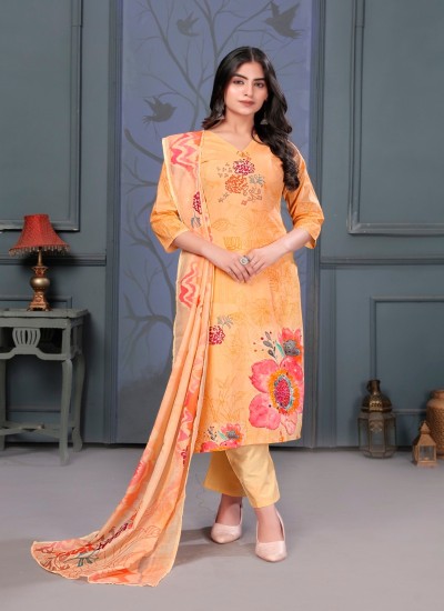 Elegant Kashmiri Embroidery Kurti Classic Ethnic Womens Wear in Wool Silk or Cotton in Surat