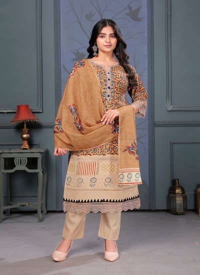 Fancy Digital Printed Kashmiri Kurti Modern Ethnic Wear for Women in Surat