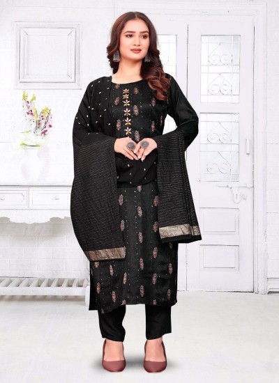 Fashionable Fancy Kurti Knee Length Designer Wear for Parties Festivals and Day Outings in Surat