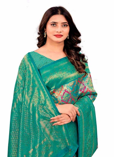 Kanchipuram Sarees at Lowest Prices Elegant and Comfortable Styles in Surat