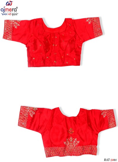 Luxurious Velvet Blouse with Classic and Sophisticated Design in Surat