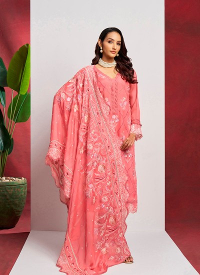 New Arrival Dress Fabrics Vibrant Prints for Trendy Outfits in Surat
