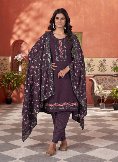 Premium Wholesale Dress Material at Manufacturer Approved Pricing in Surat