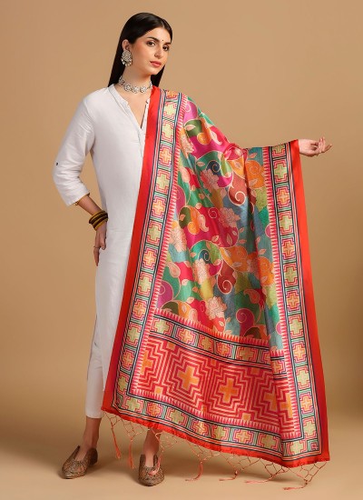 Retail Ready Traditional Silk Dupattas Buy in Bulk Today in Surat