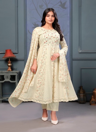 Stylish Long Chikan Kurti Perfect Blend of Comfort Craftsmanship and Contemporary Elegance in Surat