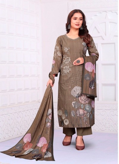 Stylish Pakistani Designer Kurti for Women Half Sleeve Ethnic Wear in Cotton Silk and Georgette in Surat