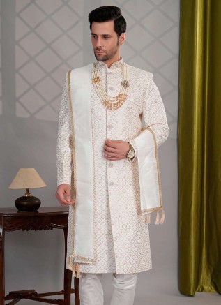 Top Indo Western Wear Wholesaler for Boutiques and Fashion Retailers in Surat