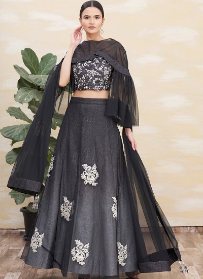 Top Supplier of Stylish Party Wear Lehengas in Bulk for Retailers in Surat
