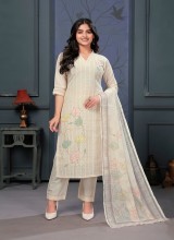 Womens Ethnic Chikan Kurti Lucknowi Chikankari Embroidery Breathable Cotton Georgette Fabric  in Surat